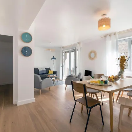 Charles Floquet By Interhome Apartment